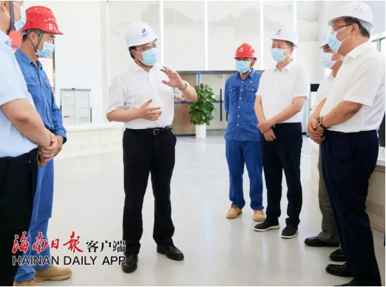 歡迎海南省省委常委，省委副書記，省長馮飛蒞臨馳大幕墻公司承接的洋浦華能幕墻項目視察